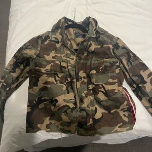 Abercrombie & Fitch Camo Crop Jacket